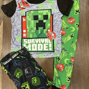 Minecraft Pajamas 1 Set And 1 Extra Pants Size 6/8